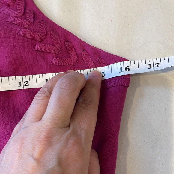 Alison Dress - Fuchsia
Alison Dress
Alison Dress

Cinq à Sept
Alison Dress - Picture 8 of 14